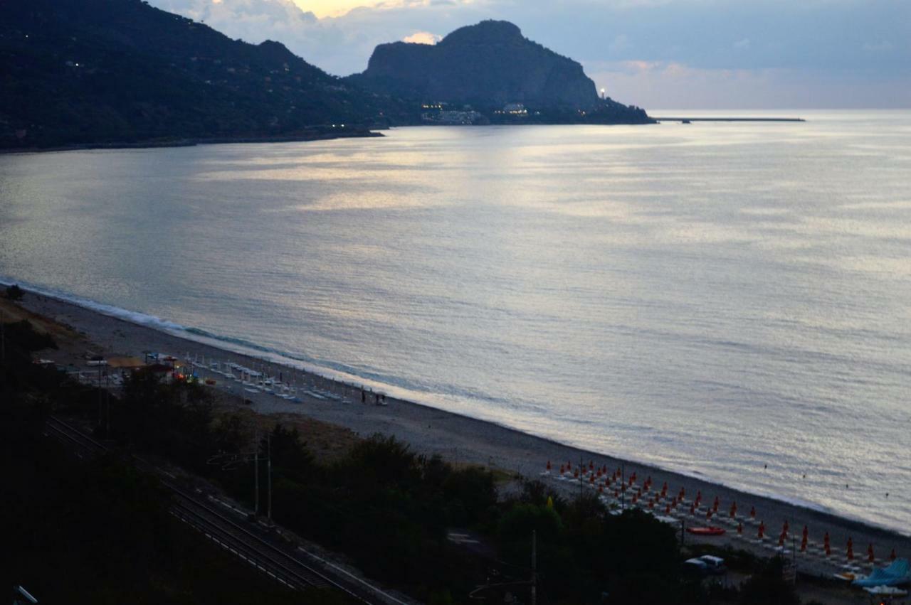 Sweet House Salvina Aparthotel Cefalu Exterior photo